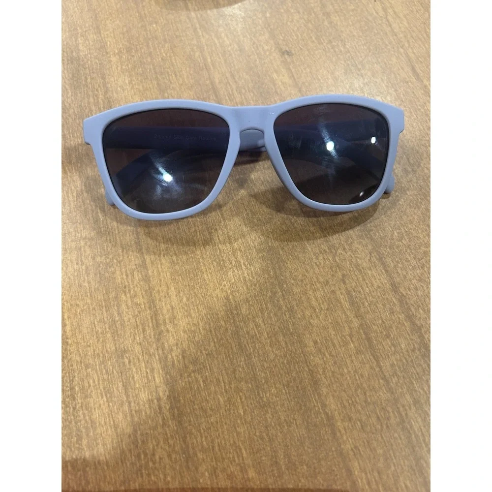Goodr Sunglasses Mens Purple Frame Gray Tinted Lens Square Lightweight Plastic